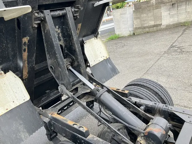 いすゞ エルフ TPG-NJR85AD(2WD)の写真27