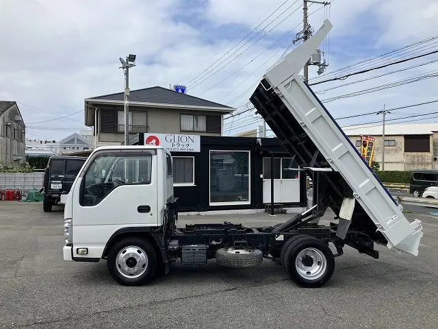 いすゞ エルフ TPG-NJR85AD(2WD)の写真4