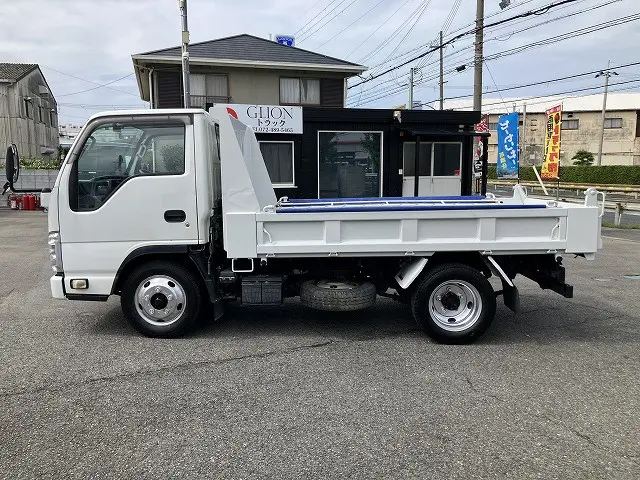 いすゞ エルフ TPG-NJR85AD(2WD)の写真11