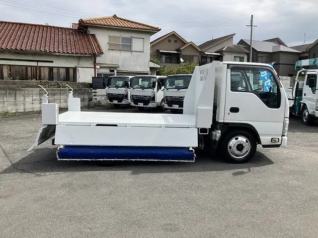いすゞ エルフ TPG-NJR85AD(2WD)の写真19