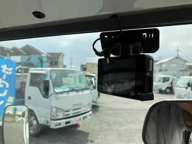 いすゞ エルフ TPG-NJR85AD(2WD)の写真42