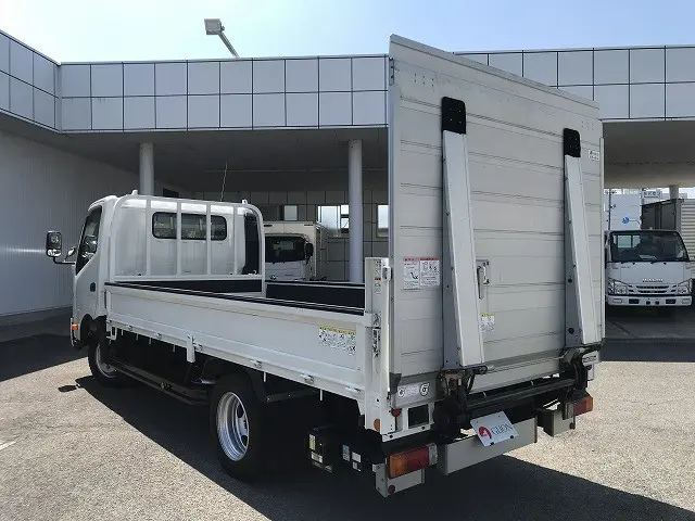 トヨタ トヨエース TKG-XZU775(4WD)の写真4