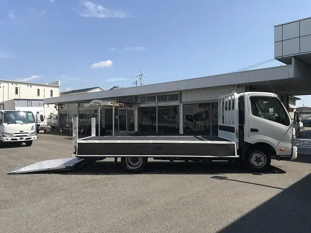 トヨタ トヨエース TKG-XZU775(4WD)の写真15