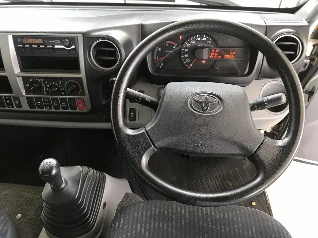 トヨタ トヨエース TKG-XZU775(4WD)の写真25