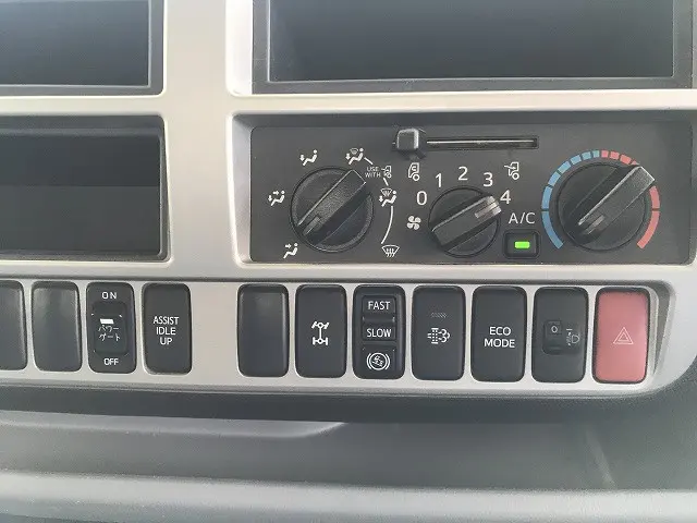 トヨタ トヨエース TKG-XZU775(4WD)の写真28