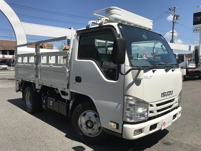 いすゞ エルフ 2RG-NKR88A(2WD)の写真3