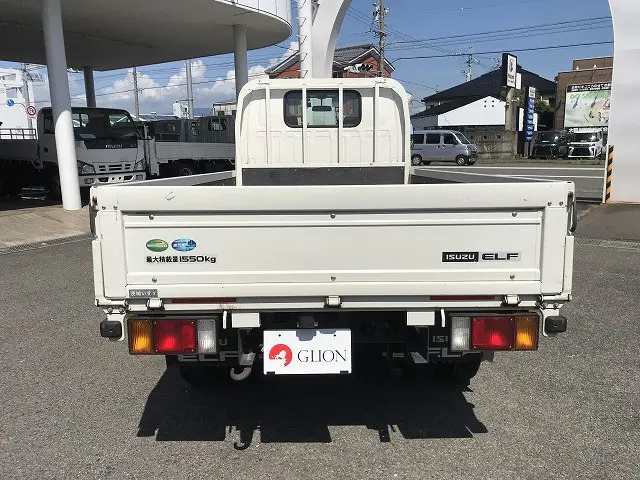 いすゞ エルフ 2RG-NHR88A(2WD)の写真5