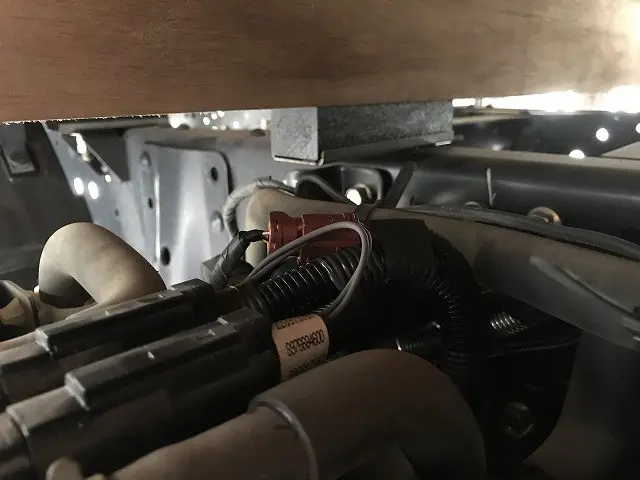 いすゞ エルフ 2RG-NHR88A(2WD)の写真33