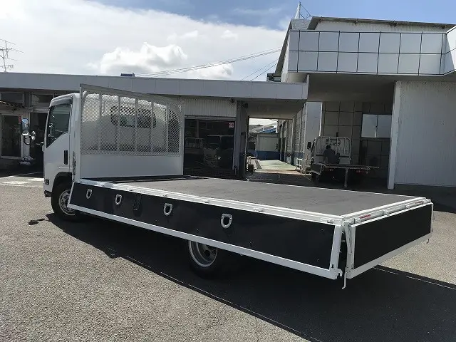 いすゞ エルフ 2RG-NPR88AR(2WD)の写真11