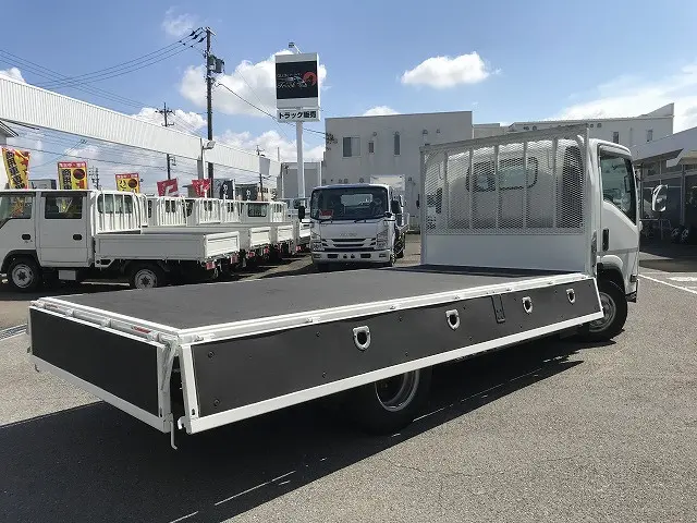いすゞ エルフ 2RG-NPR88AR(2WD)の写真13