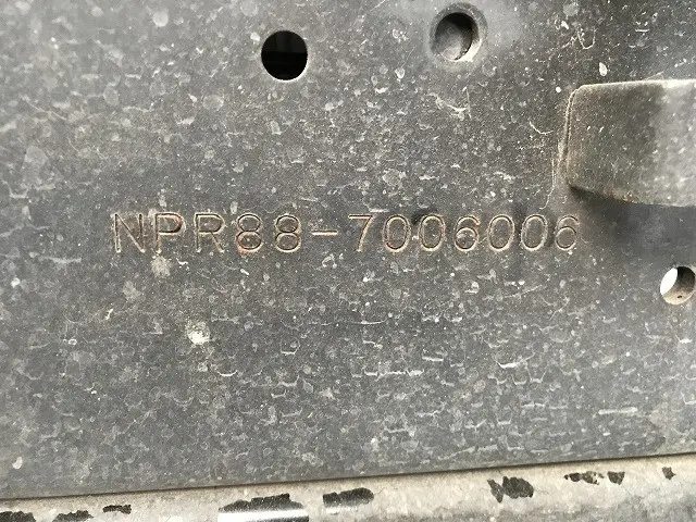 いすゞ エルフ 2RG-NPR88AR(2WD)の写真20