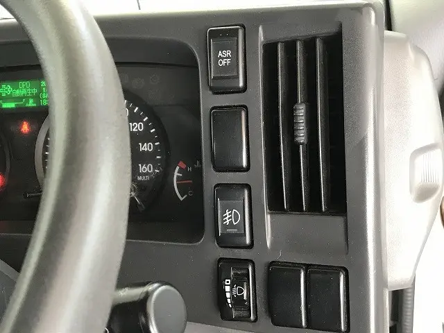 いすゞ エルフ 2RG-NPR88AR(2WD)の写真30