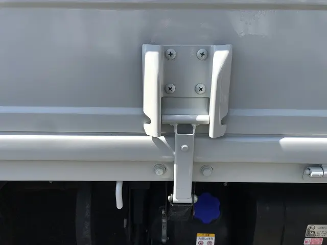 いすゞ エルフ 2RG-NPR88AR(2WD)の写真40
