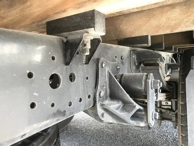 いすゞ エルフ 2RG-NPR88AR(2WD)の写真41