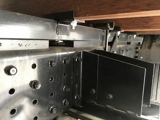 三菱 キャンター TPG-FBA50(2WD)の写真36