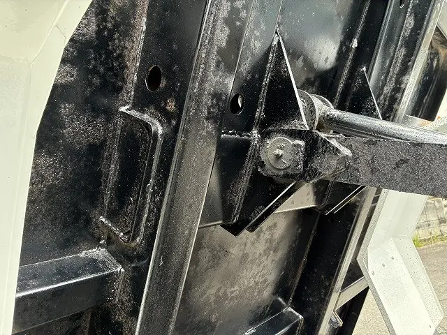 いすゞ フォワード TKG-FRR90S1(2WD)の写真21