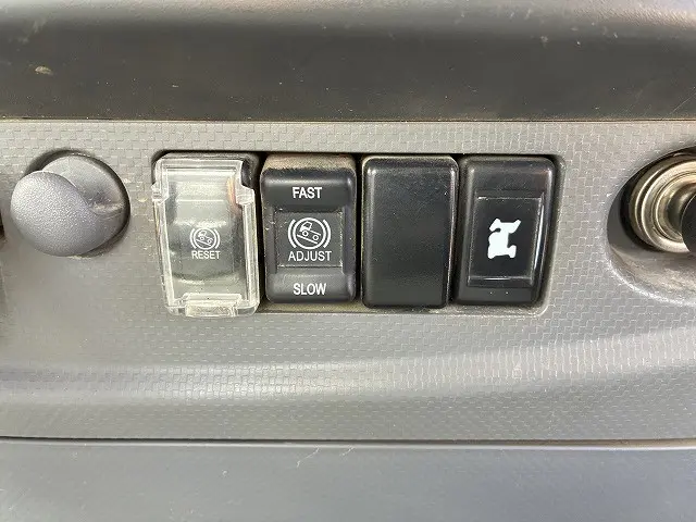 いすゞ フォワード TKG-FRR90S1(2WD)の写真38