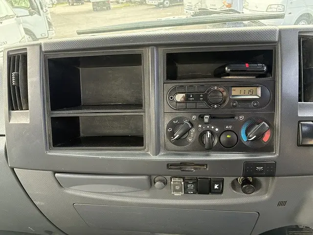 いすゞ フォワード TKG-FRR90S1(2WD)の写真39