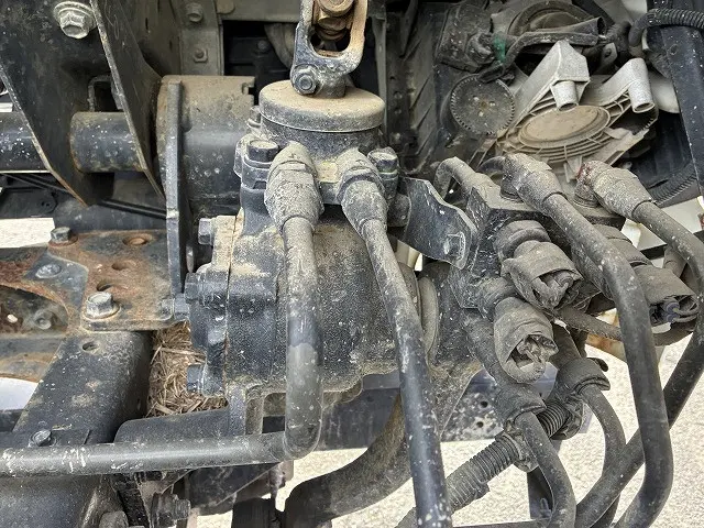 いすゞ フォワード TKG-FRR90S1(2WD)の写真48