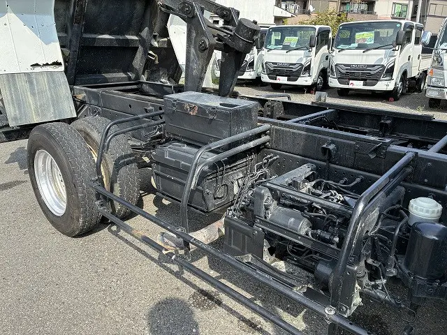 いすゞ フォワード TKG-FRR90S1(2WD)の写真23