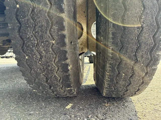 いすゞ フォワード TKG-FRR90S1(2WD)の写真29