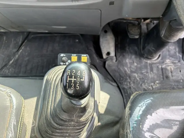 いすゞ フォワード TKG-FRR90S1(2WD)の写真42