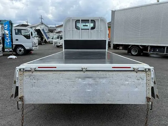 いすゞ エルフ TPG-NJR85A(2WD)の写真14