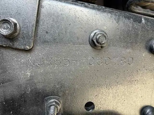いすゞ エルフ TPG-NJR85A(2WD)の写真17