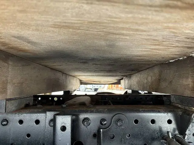 いすゞ エルフ TPG-NJR85A(2WD)の写真36
