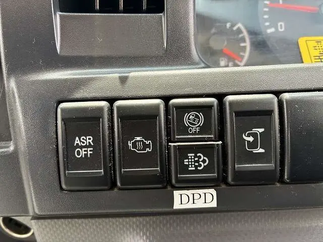 いすゞ エルフ TPG-NJR85A(2WD)の写真44