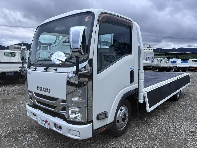 いすゞ エルフ TPG-NLR85AR(2WD)の写真9