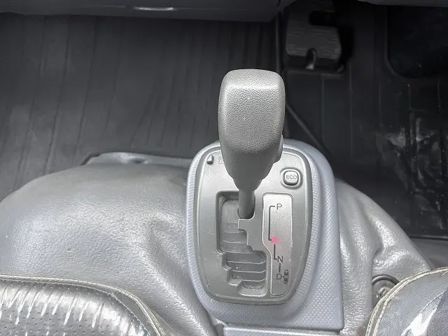 いすゞ エルフ TPG-NLR85AR(2WD)の写真35