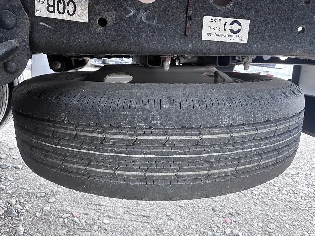 いすゞ エルフ TPG-NLR85AR(2WD)の写真40