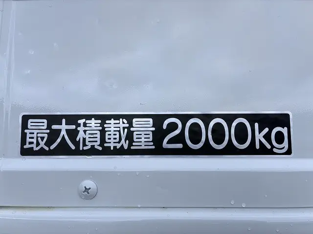 いすゞ エルフ TPG-NLR85AR(2WD)の写真45