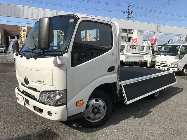 トヨタ ダイナ 2RG-XZC605(2WD)の写真9