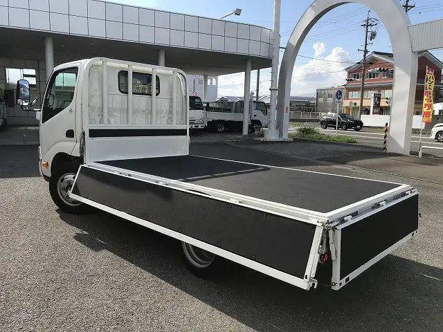 トヨタ ダイナ 2RG-XZC605(2WD)の写真11