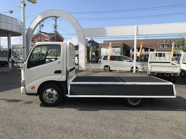 トヨタ ダイナ 2RG-XZC605(2WD)の写真14