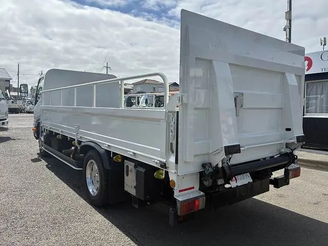 日野 デュトロ TPG-XZU655M(2WD)の写真8