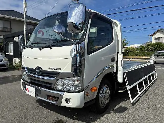 日野 デュトロ TPG-XZU655M(2WD)の写真9