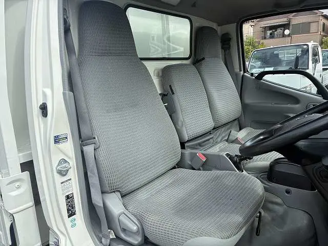 日野 デュトロ TPG-XZU655M(2WD)の写真34
