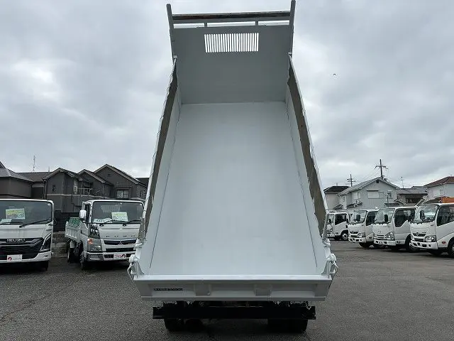 三菱 キャンター TPG-FBA60(2WD)の写真7