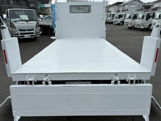 三菱 キャンター TPG-FBA60(2WD)の写真23