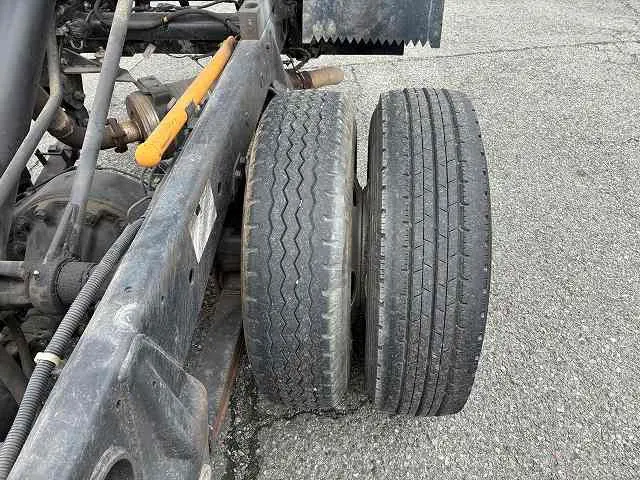 三菱 キャンター TPG-FBA60(2WD)の写真50