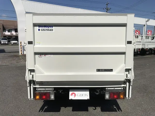 いすゞ エルフ TRG-NJR85A(2WD)の写真7