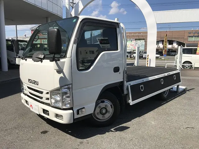 いすゞ エルフ TRG-NJR85A(2WD)の写真9
