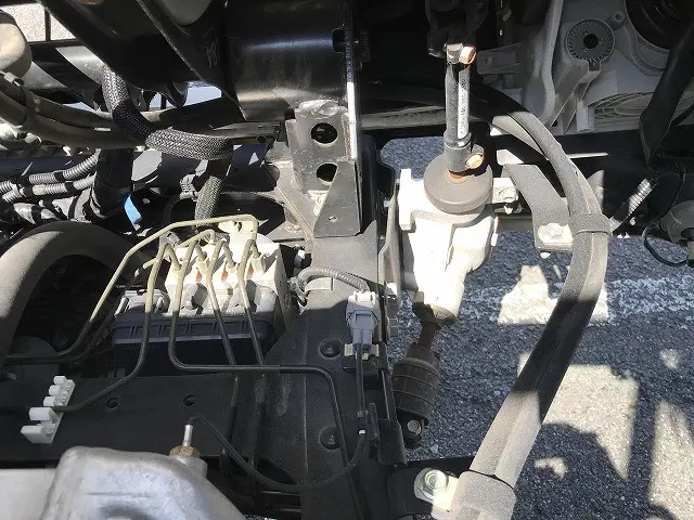 いすゞ エルフ TRG-NJR85A(2WD)の写真21