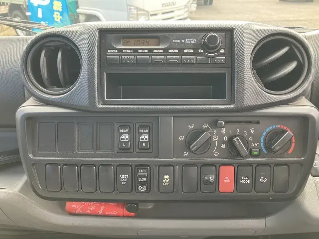 日野 デュトロ TKG-XZU605M(2WD)の写真36