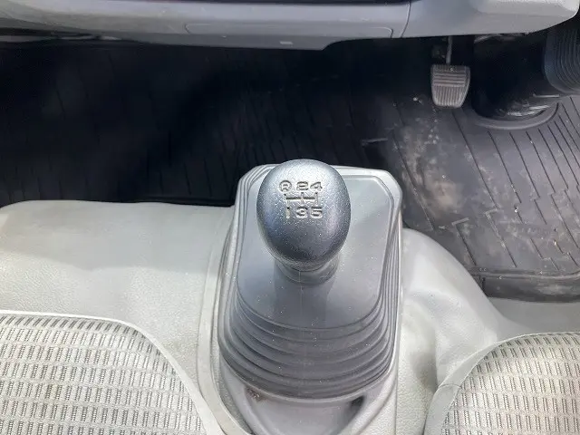 日野 デュトロ TKG-XZU605M(2WD)の写真37