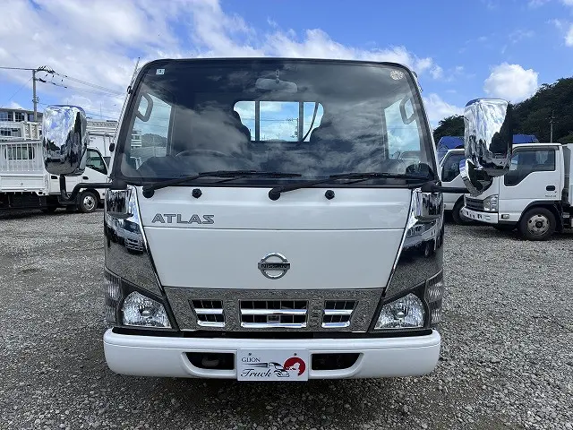 日産 アトラス PB-AKR81A(2WD)の写真2