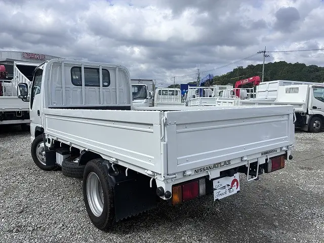 日産 アトラス PB-AKR81A(2WD)の写真6